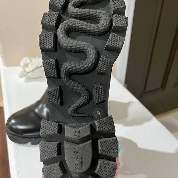 Gucci Chelsea boot - Picture 7 of 8